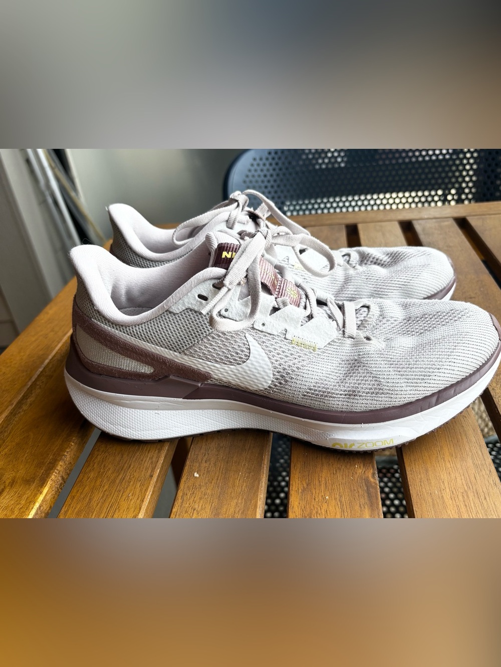 Nike Structure 25 Road Running Shoe - Picture 4 of 8